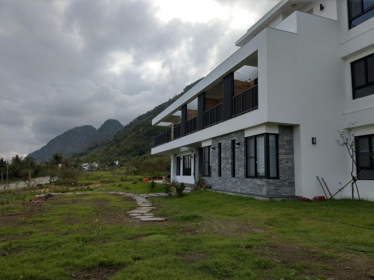 Moonlit Seaview Homestay Donghe Bagian luar foto